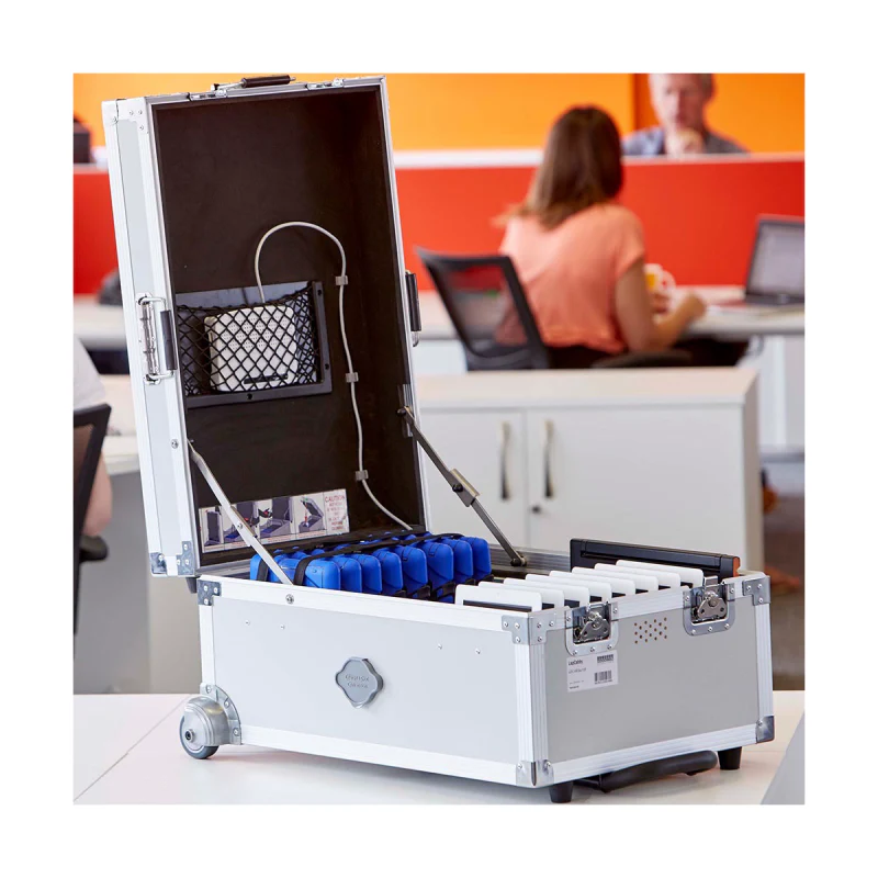 The GoCabby Mobile Device Charging Case (Charge Only) - Image 6